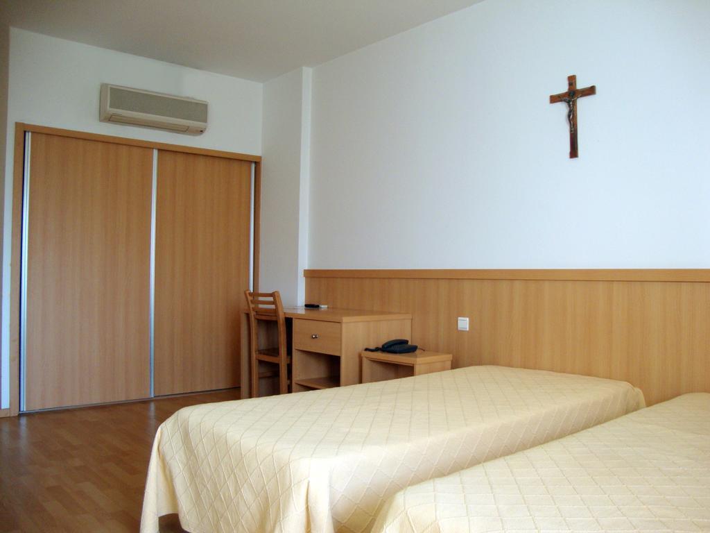 Casa De Retiros N. S. Perpetuo Socorro Hotel Guimarães Cameră foto